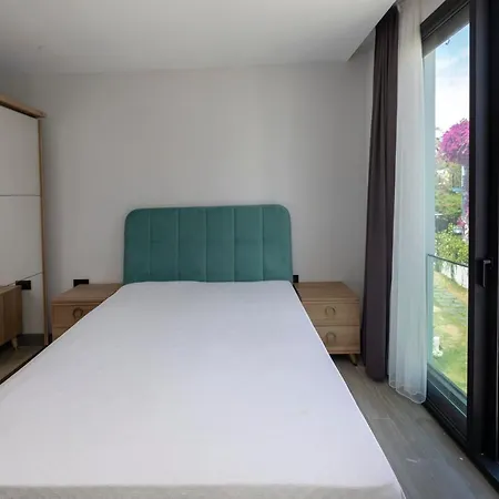 Modern Apartment Near Beach With Central Location In Bodrum *